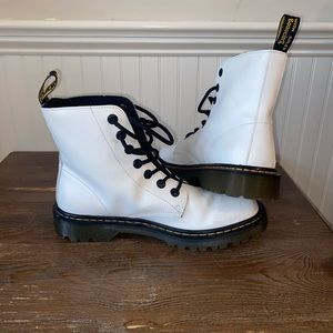 Doc martens/white/size 9